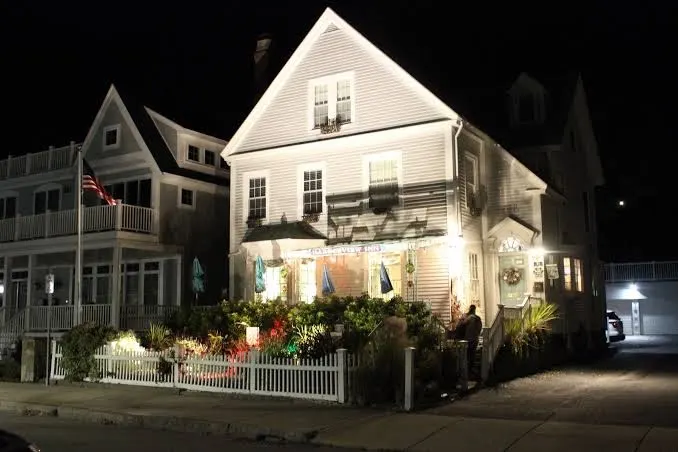 Harborview Inn