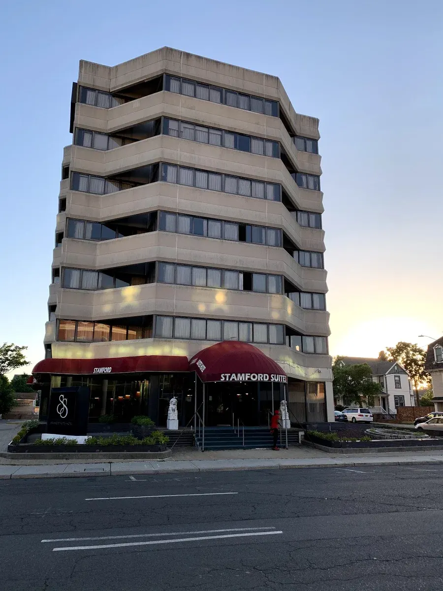 Stamford Suites Hotel