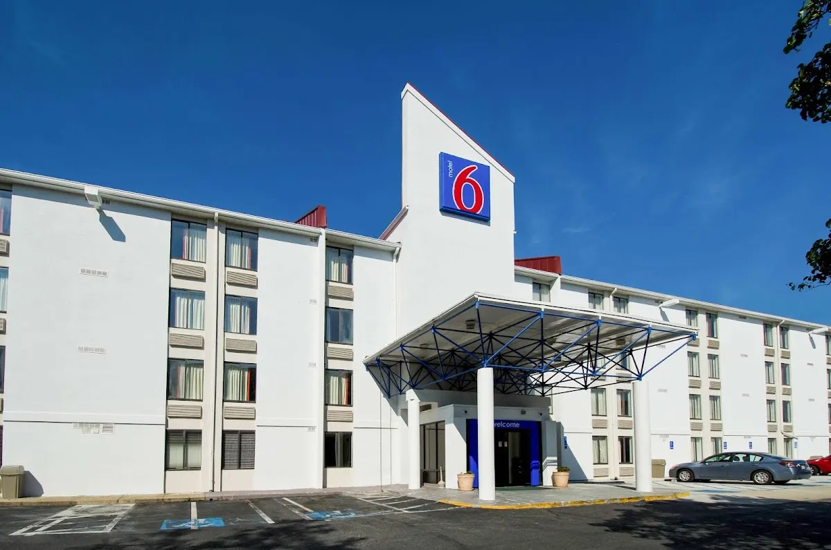 Studio 6 Springfield, VA – Washington DC Southwest