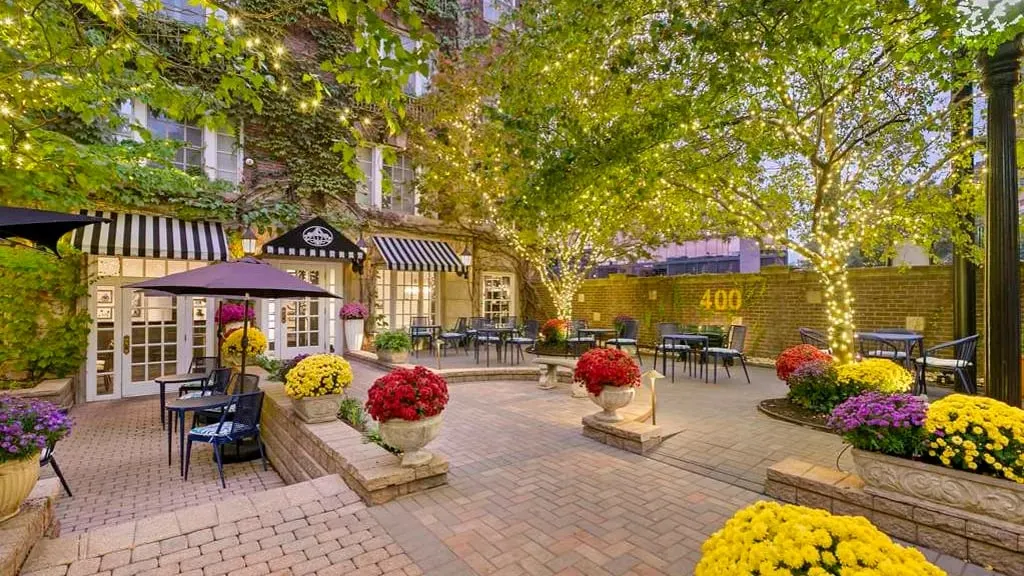 Best Western Plus Hawthorne Terrace Hotel