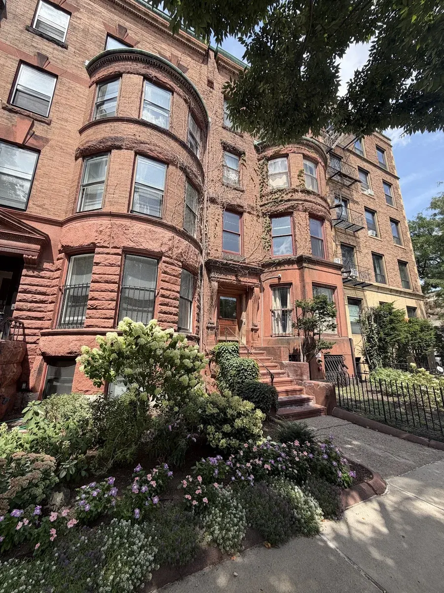 Charlesgate Suites