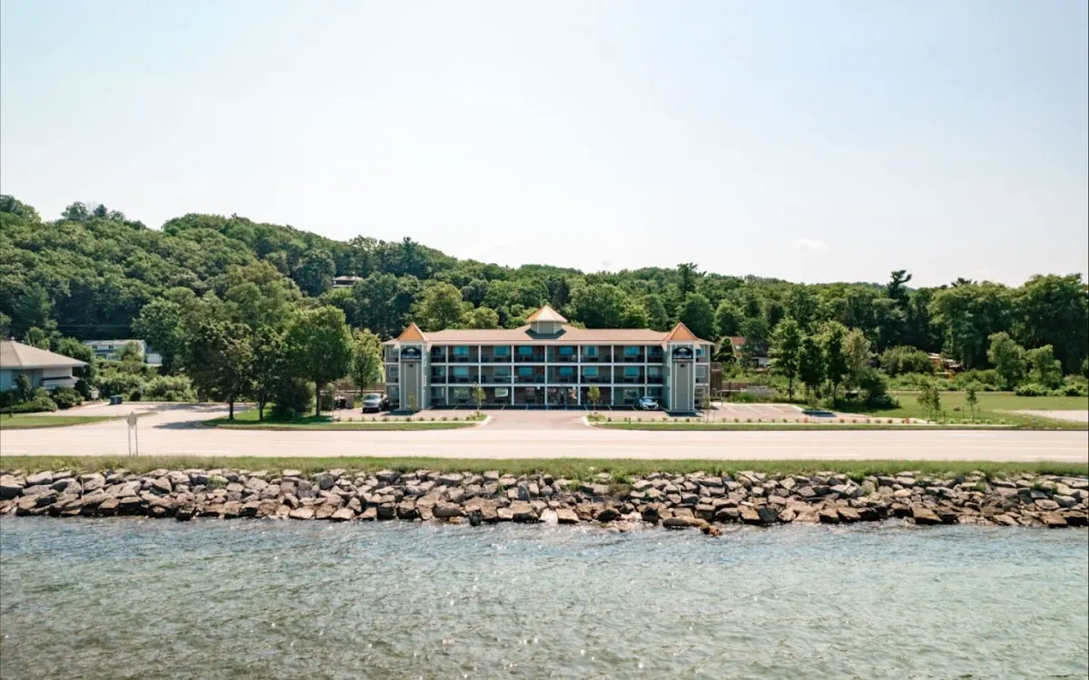 Gold Coast Inn Traverse City
