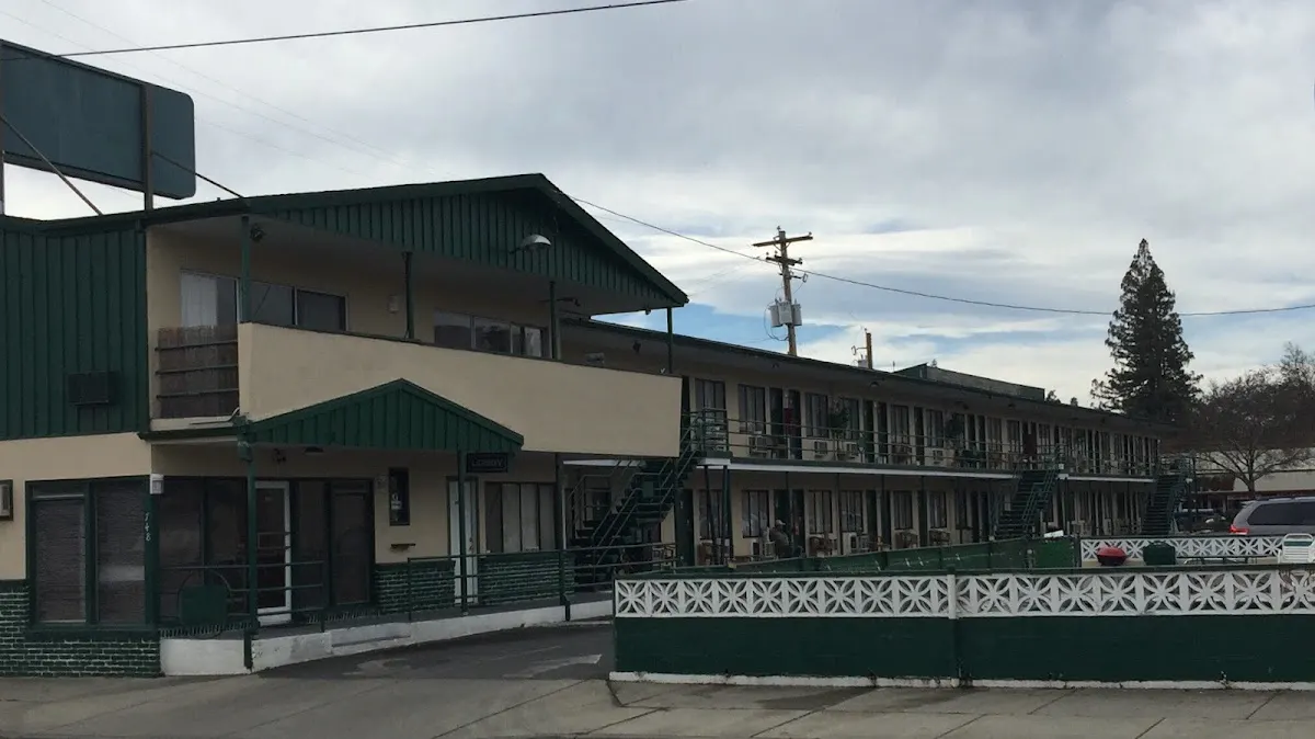 Discovery Inn