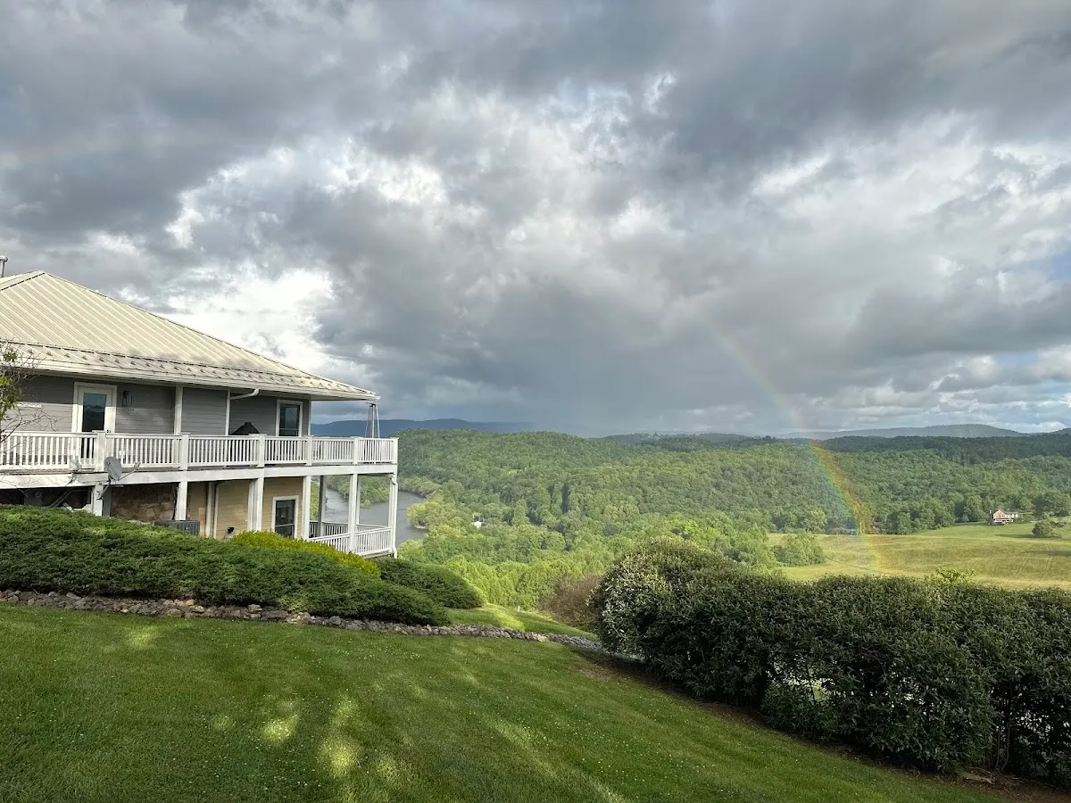 Lilly Valley Inn