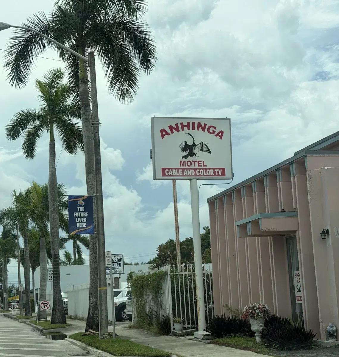 Anhinga Motel