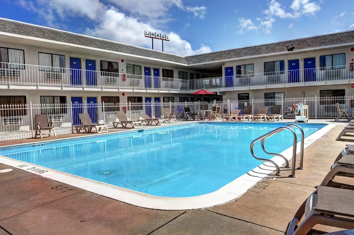 Motel 6 Slidell, LA - New Orleans