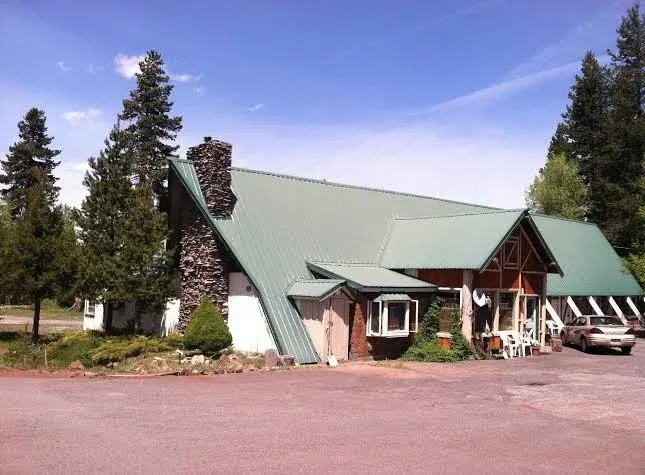 Eagle Crater Lake Inn