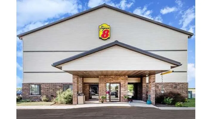 AmericInn by Wyndham Columbus Wisconsin