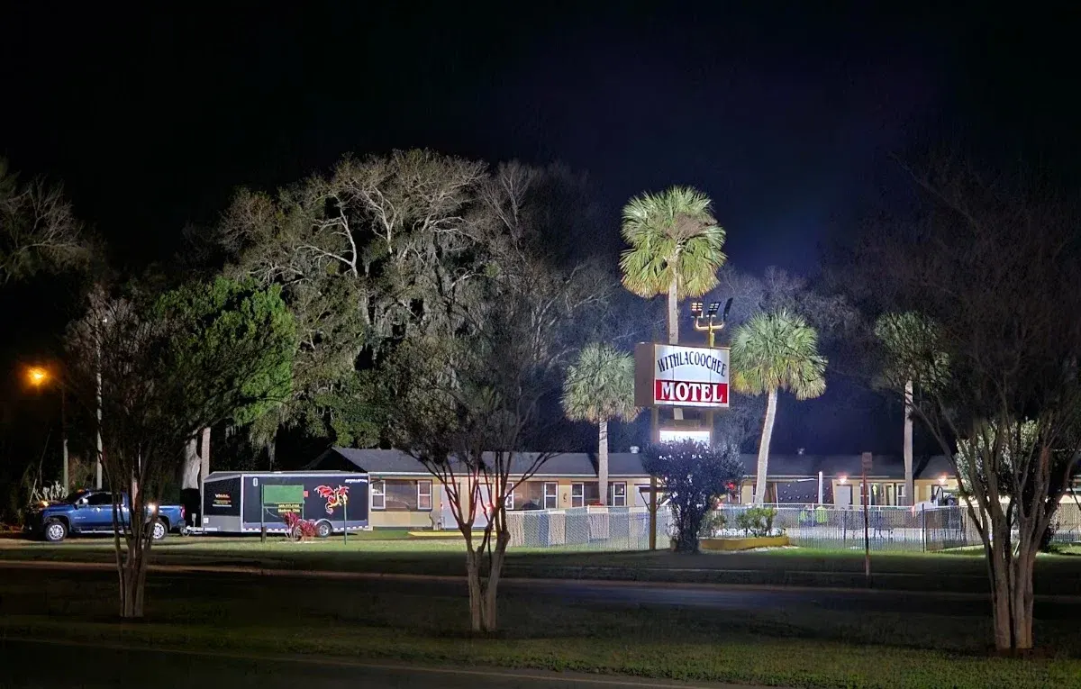 Withlacoochee Motel