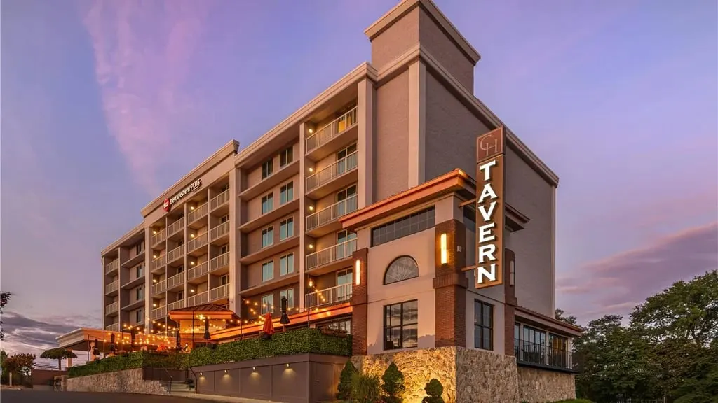 Best Western Plus Waltham Boston