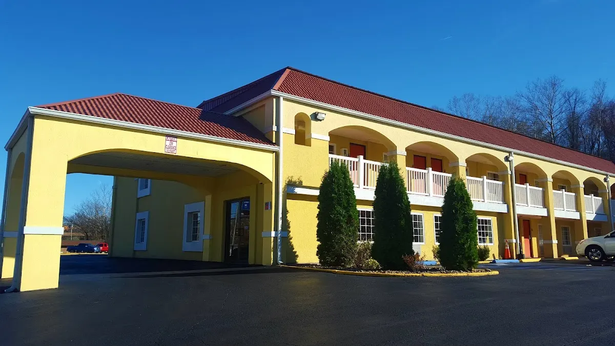 Econo Lodge Huntington - Barboursville University Area