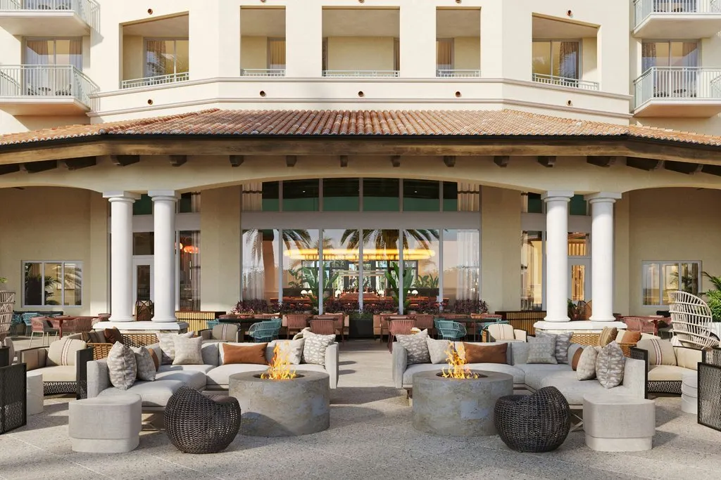The Ritz-Carlton Naples, Tiburón