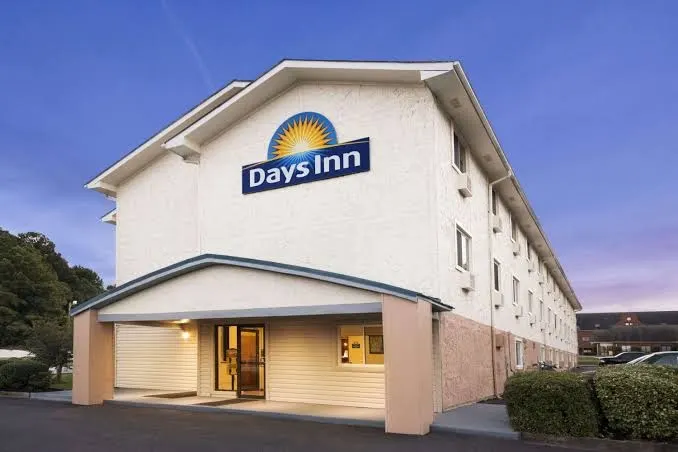 SUNRISE INN OF GREENWOOD