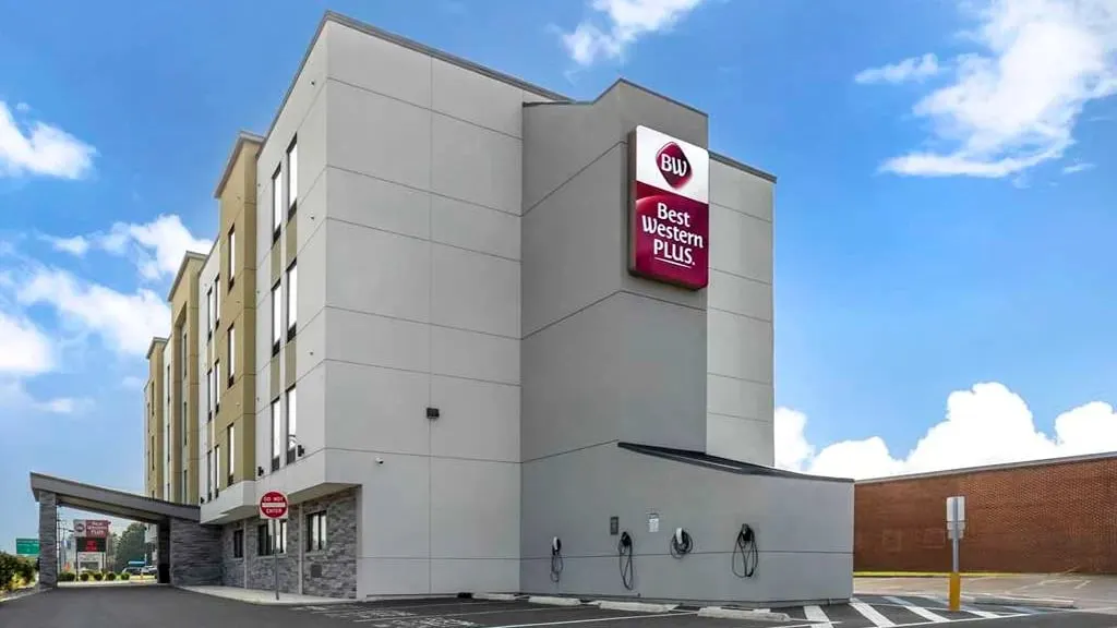 Best Western Plus Philadelphia-Pennsauken Hotel