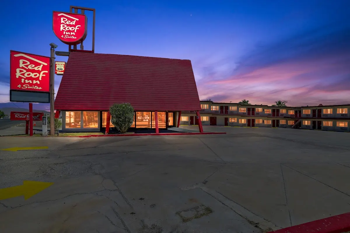 Red Roof Inn Needles