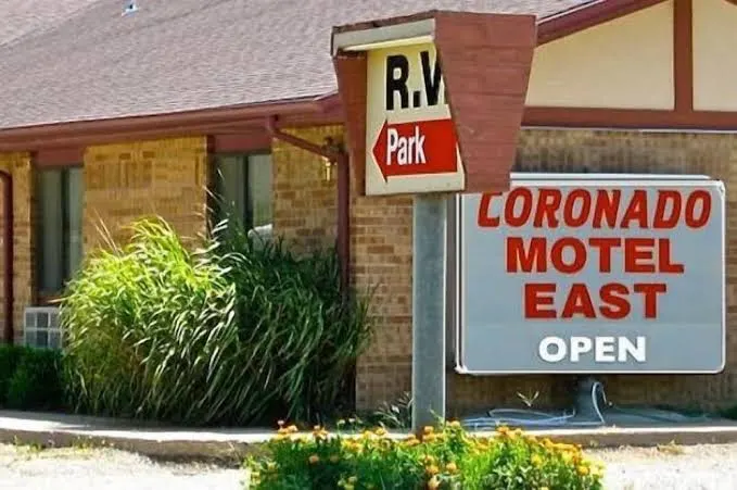 Coronado Motel & RV Park