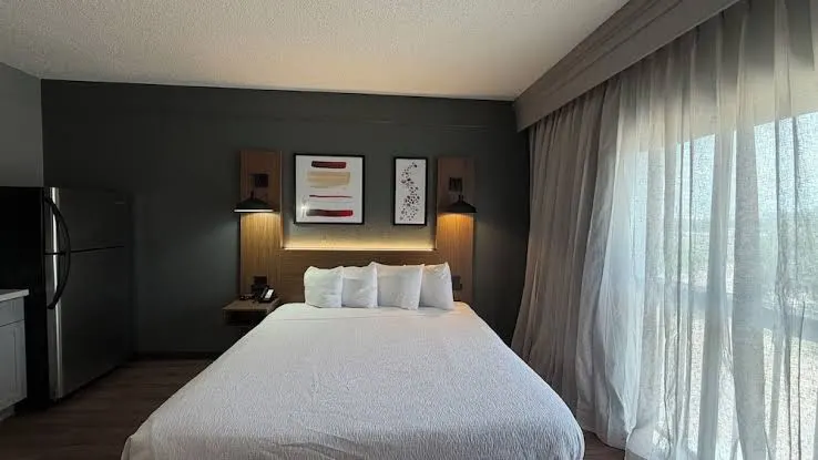Hawthorn By Wyndham Dallas Love Field Airport
