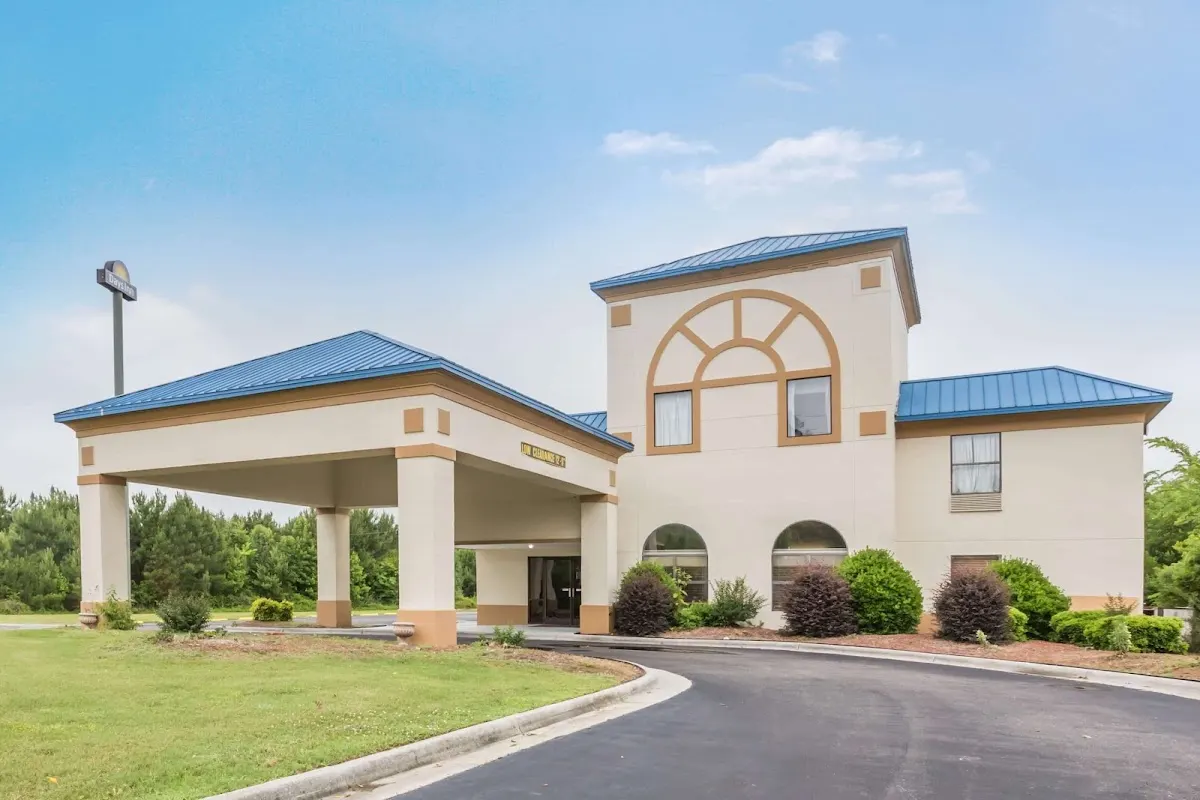 Days Inn by Wyndham Selma