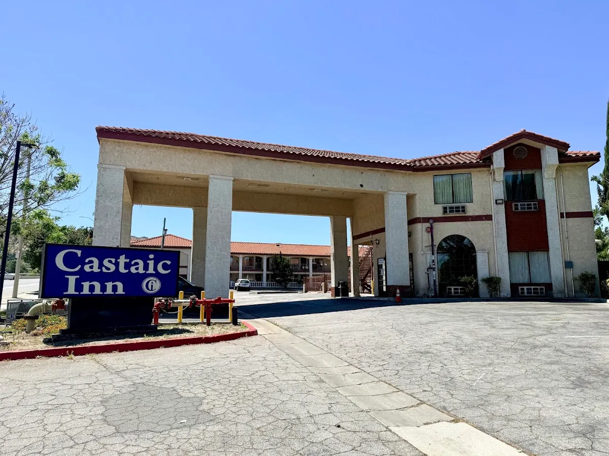 Castaic Inn