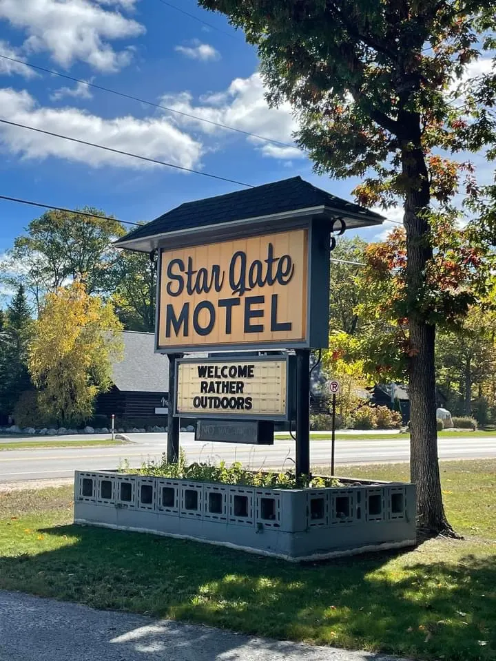 Star Gate Motel