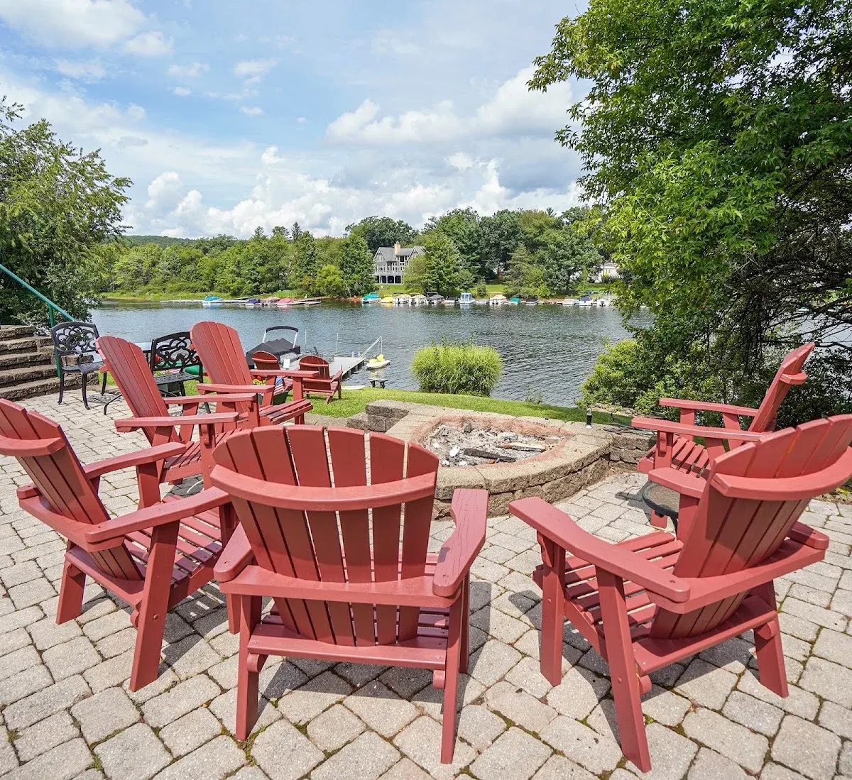 Lake Pointe Inn Hotel & Suites