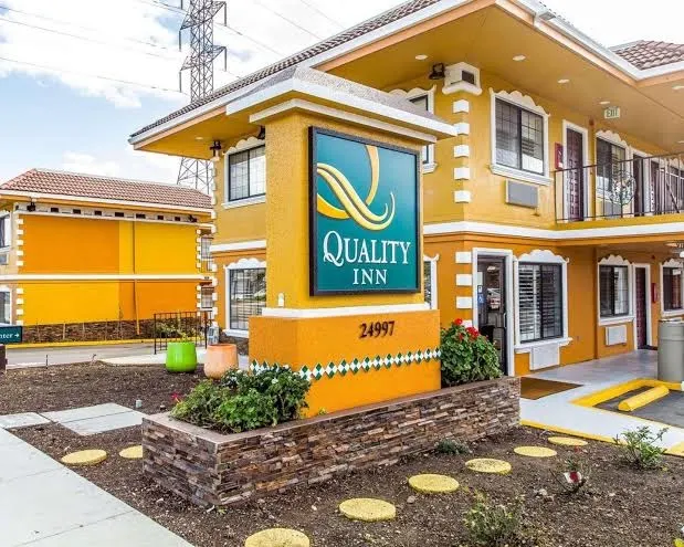 Bay Area Inn & Suites