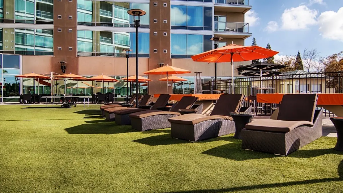 University Plaza Waterfront Hotel