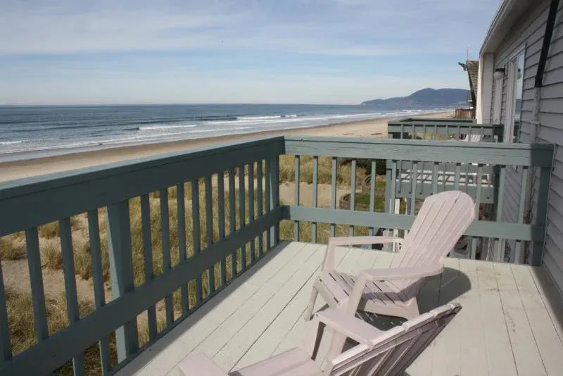 Whale Watchers Inn by Meredith Lodging