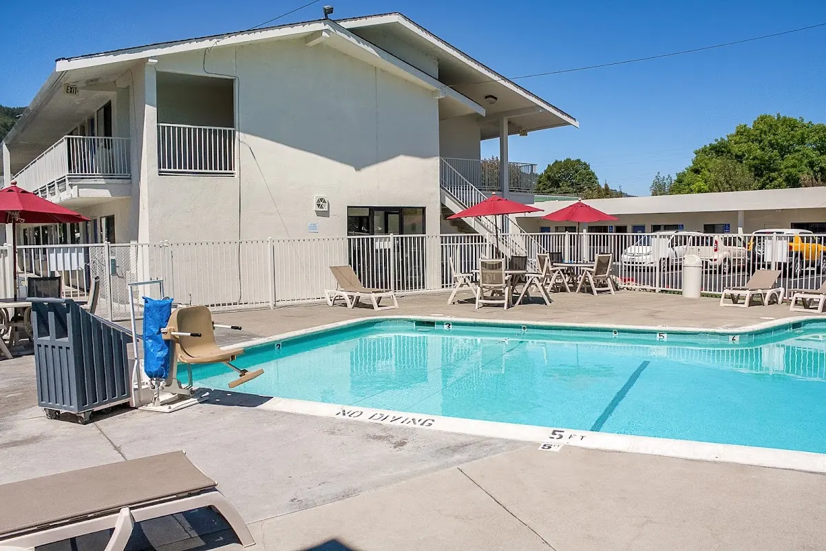 Motel 6 Ukiah, CA