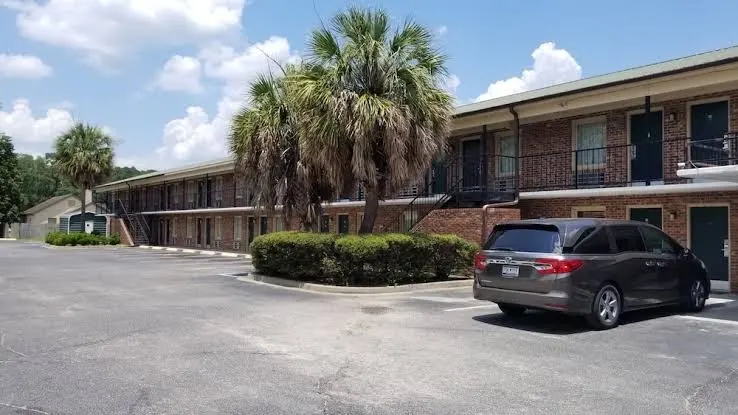 Palmetto Inn