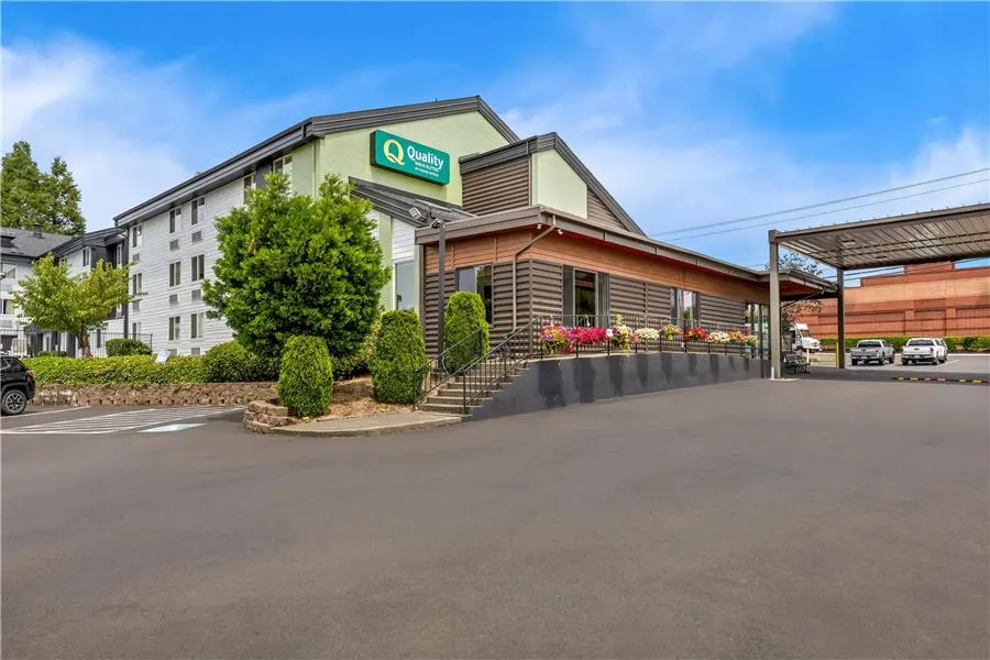 Quality Inn & Suites Clackamas - Portland