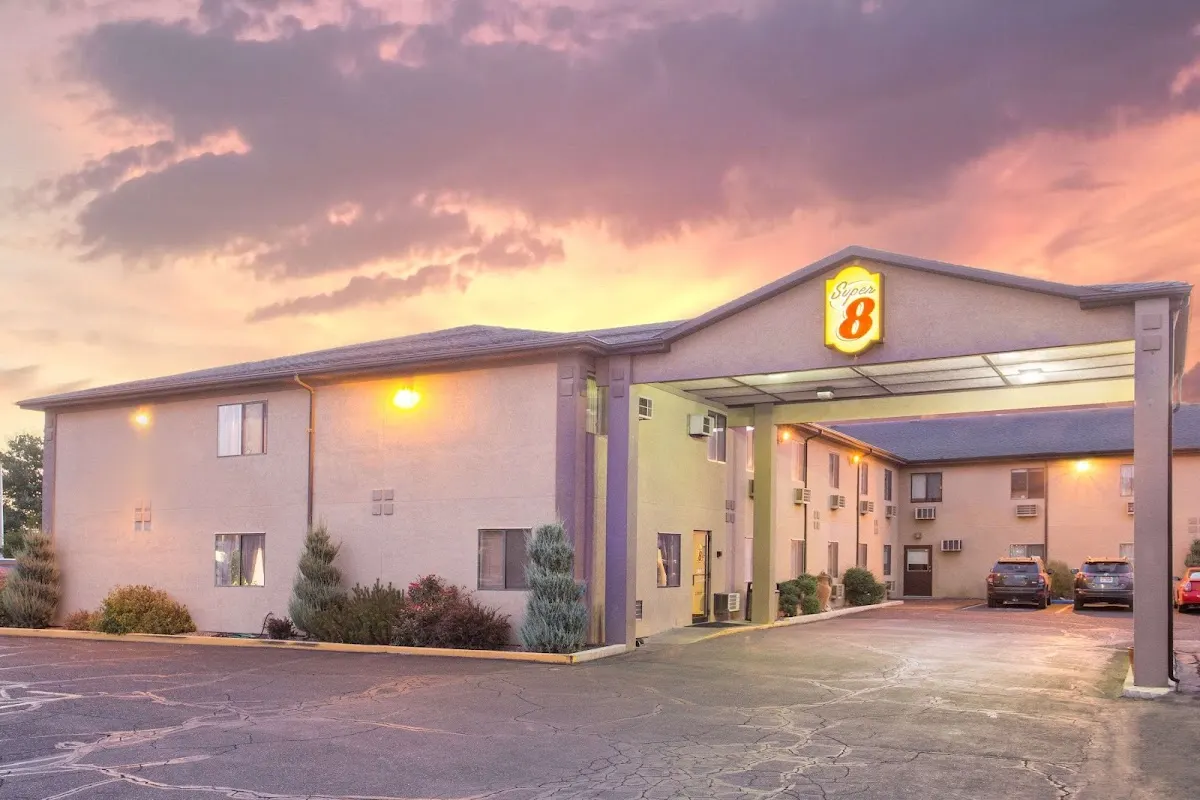 Super 8 by Wyndham Elko
