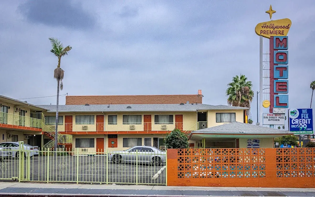 Hollywood Premiere Motel
