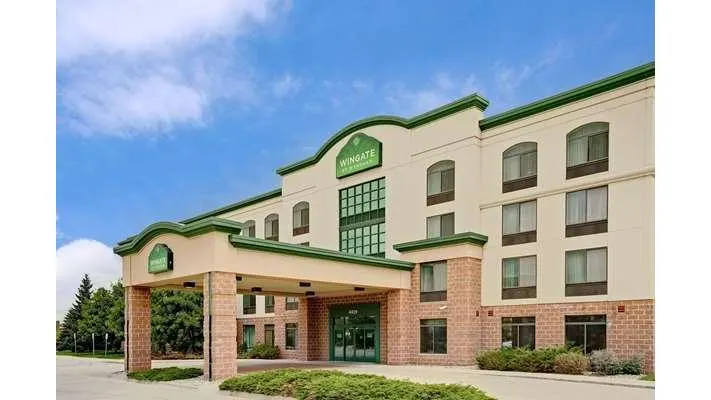 Wingate by Wyndham Fargo