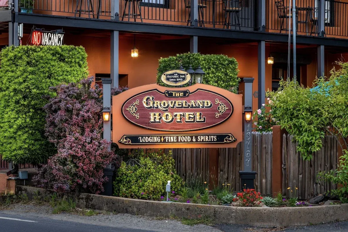 Groveland Hotel