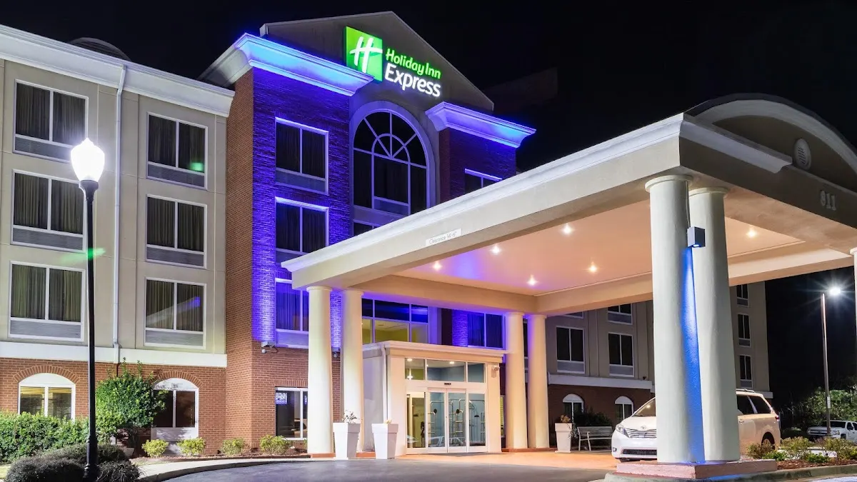 Holiday Inn Express & Suites Birmingham-Irondale (East) by IHG