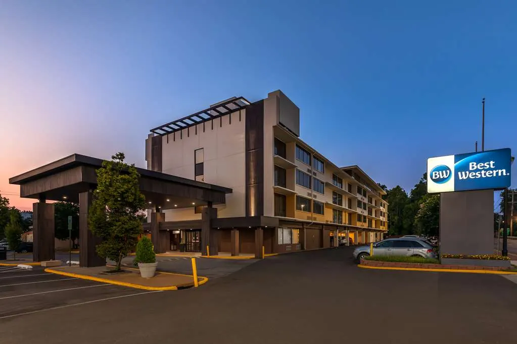 Best Western Plus Laurel
