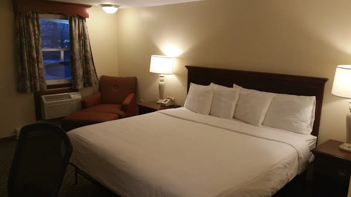 Dartmouth Motor Inn