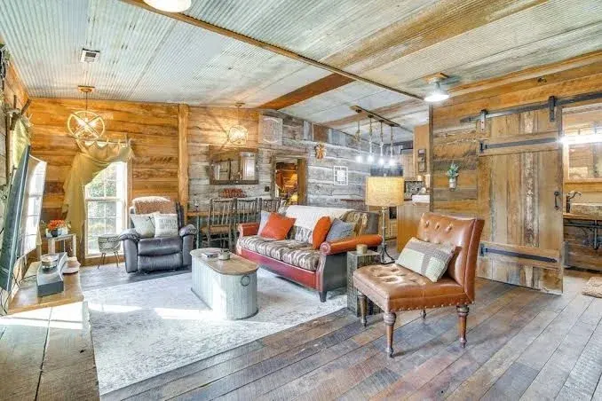 1/2-mi to Lake: Cabin on 43 Acres in Shell Knob!