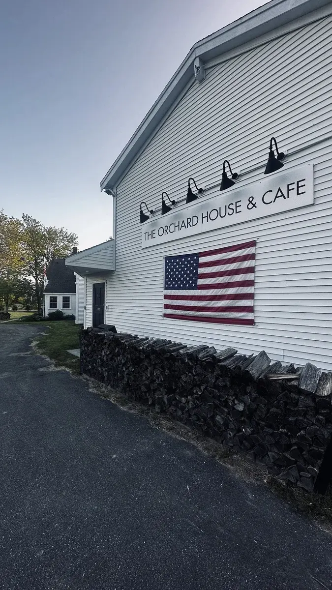 The Orchard House: Inn & Cafe
