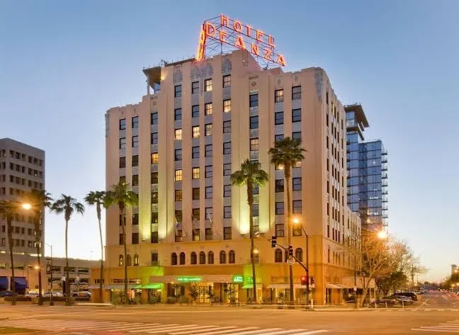Hotel De Anza