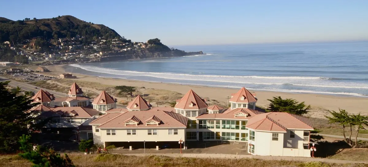Pacifica Beach Hotel