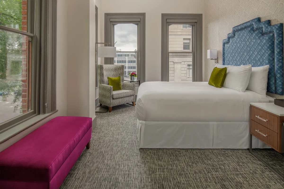 Harlow Hotel