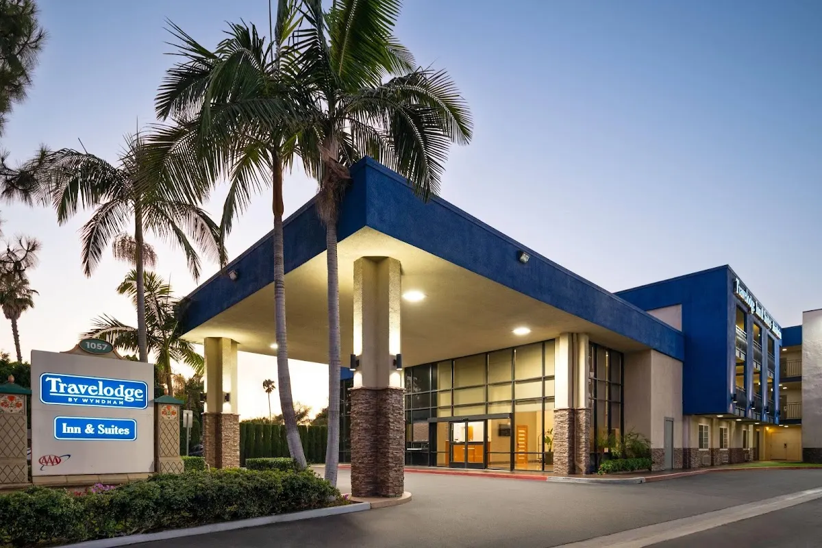 Travelodge Inn & Suites by Wyndham Anaheim on Disneyland Dr