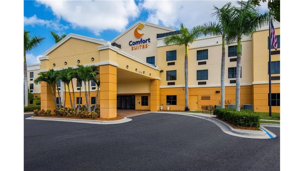 Comfort Suites Vero Beach I-95