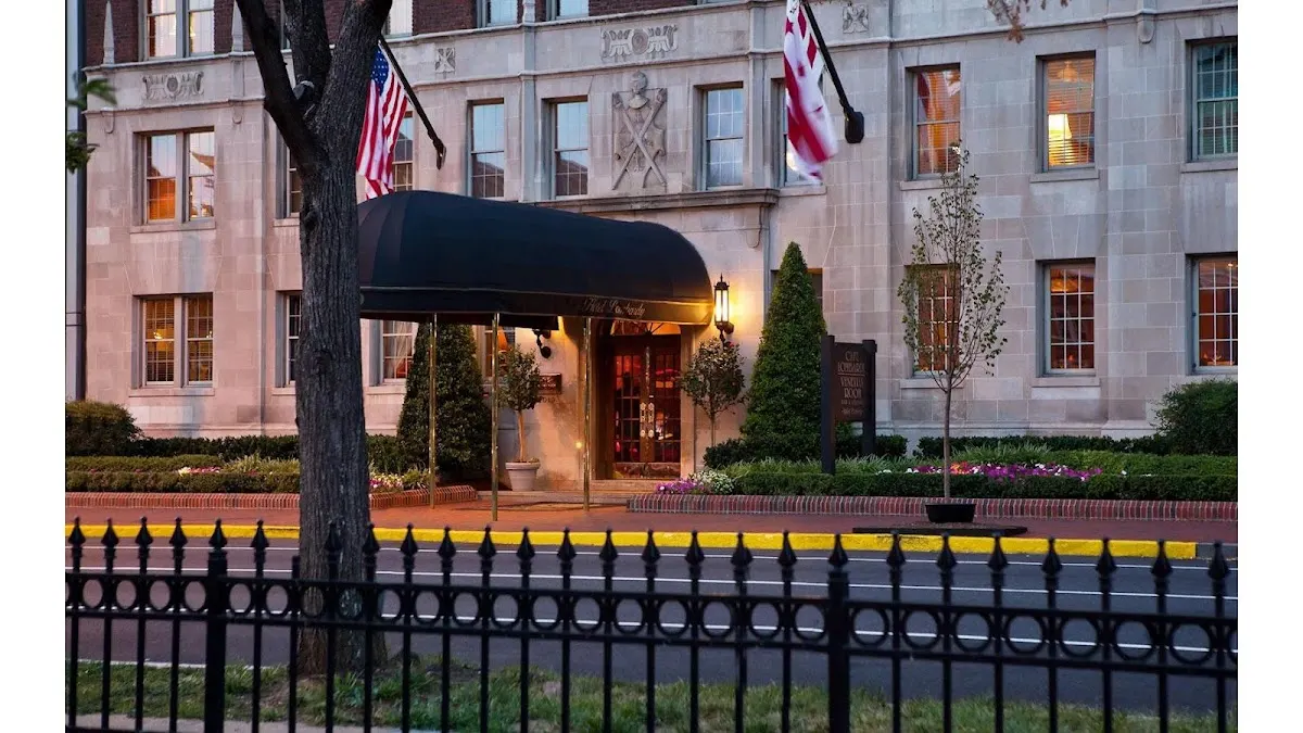 Hotel Lombardy