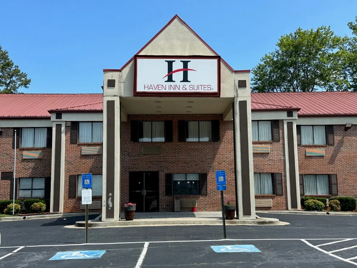 Haven Inn & Suites