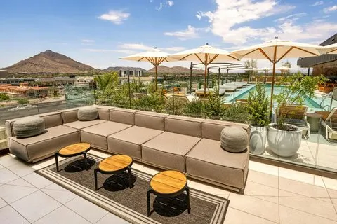 The REMI., Scottsdale, Autograph Collection