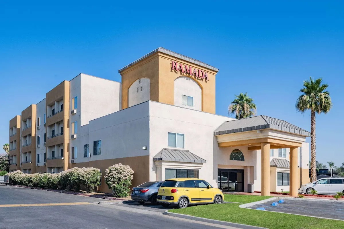 Ramada by Wyndham Bakersfield North