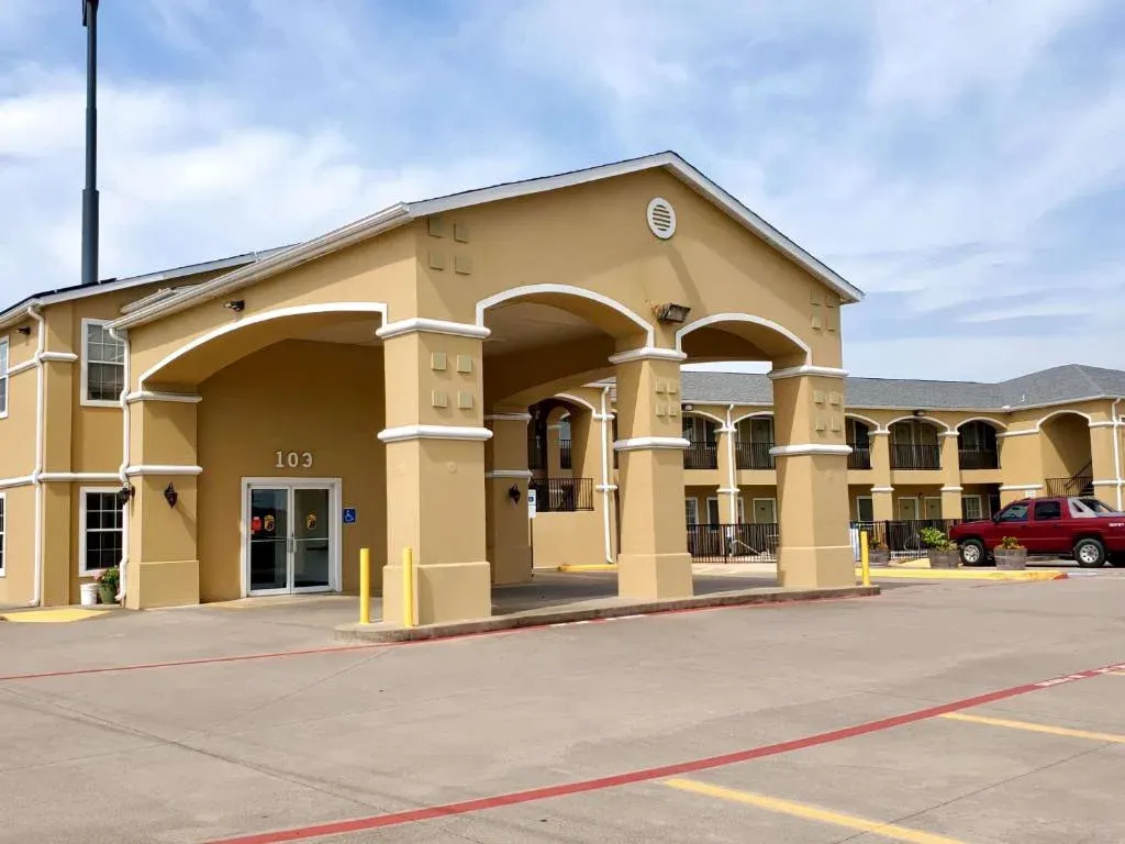 Scottish Inns & Suites Forney/East Dallas